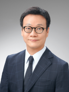 新美 陽介 医師